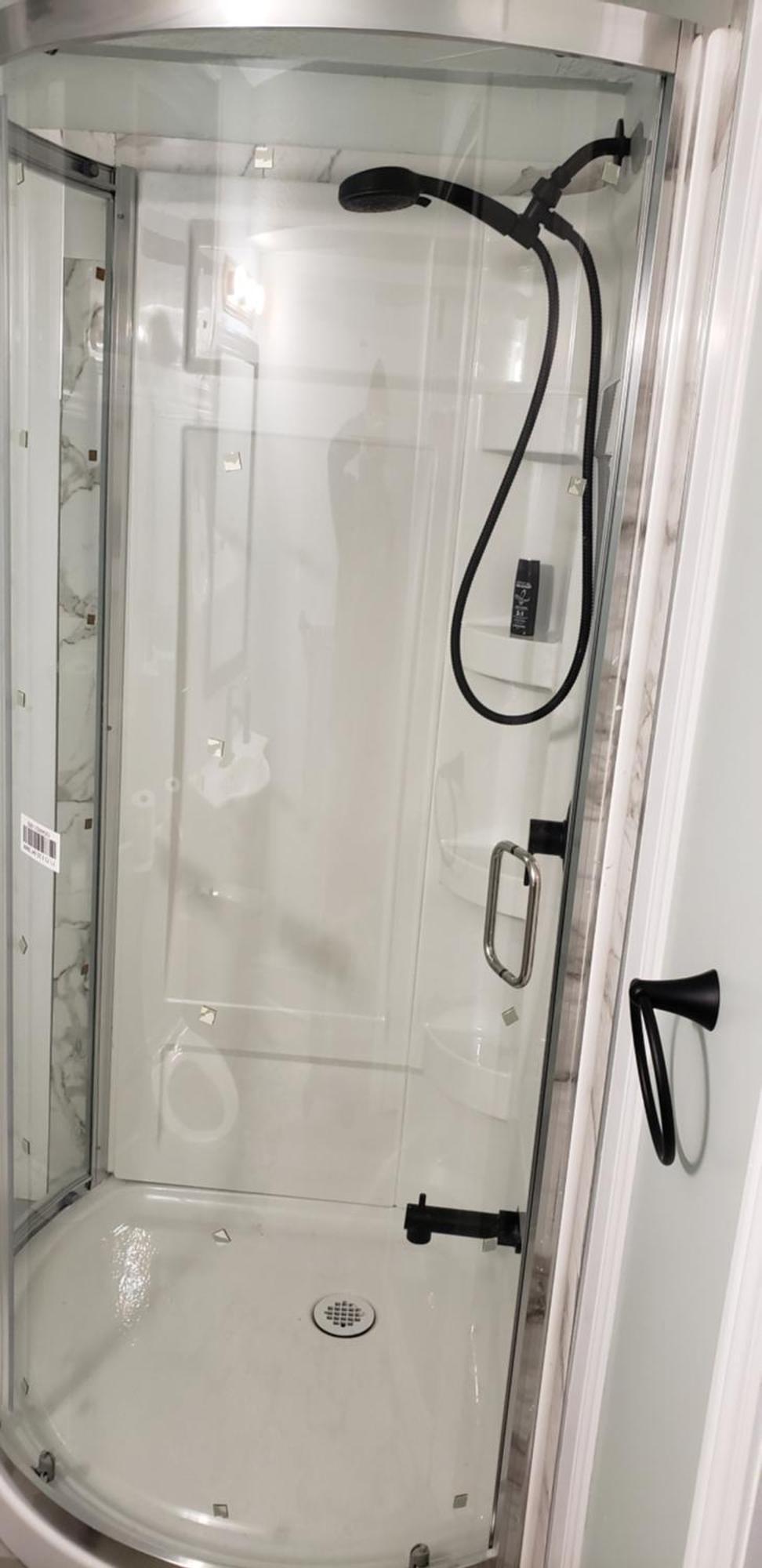 2 Bedroom Luxury Apartment Guelph Eksteriør bilde
